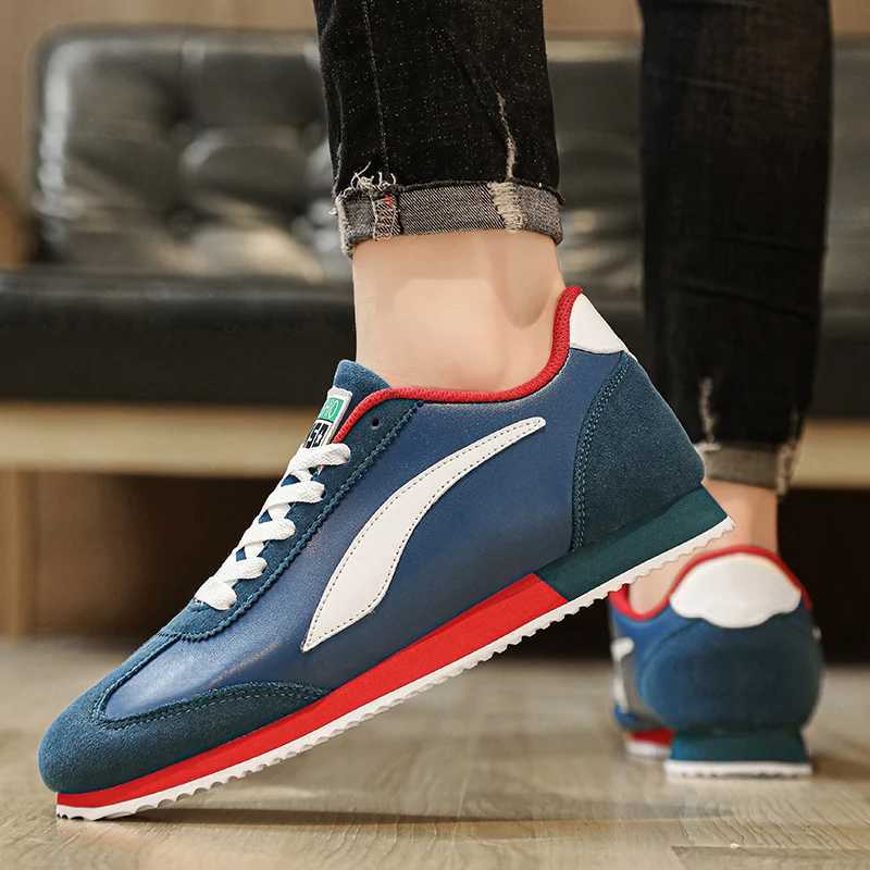 Hot selling blue mens fashionable sports shoes classic leather sports shoes mens training shoes designer sports shoes mens running shoes Z250319