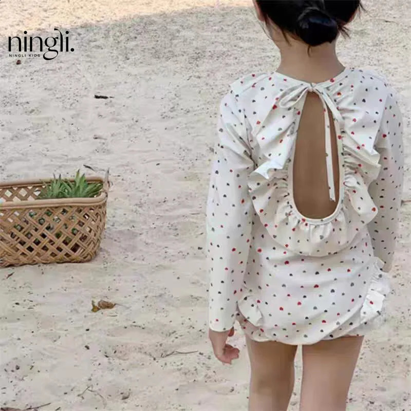 Ins Childrens Girls Swimsuit Princess Backless Long Sleeve Lace Girls One-piece Swimwears Beach Stylish Sweet Kid Girls Swimsuit 250319