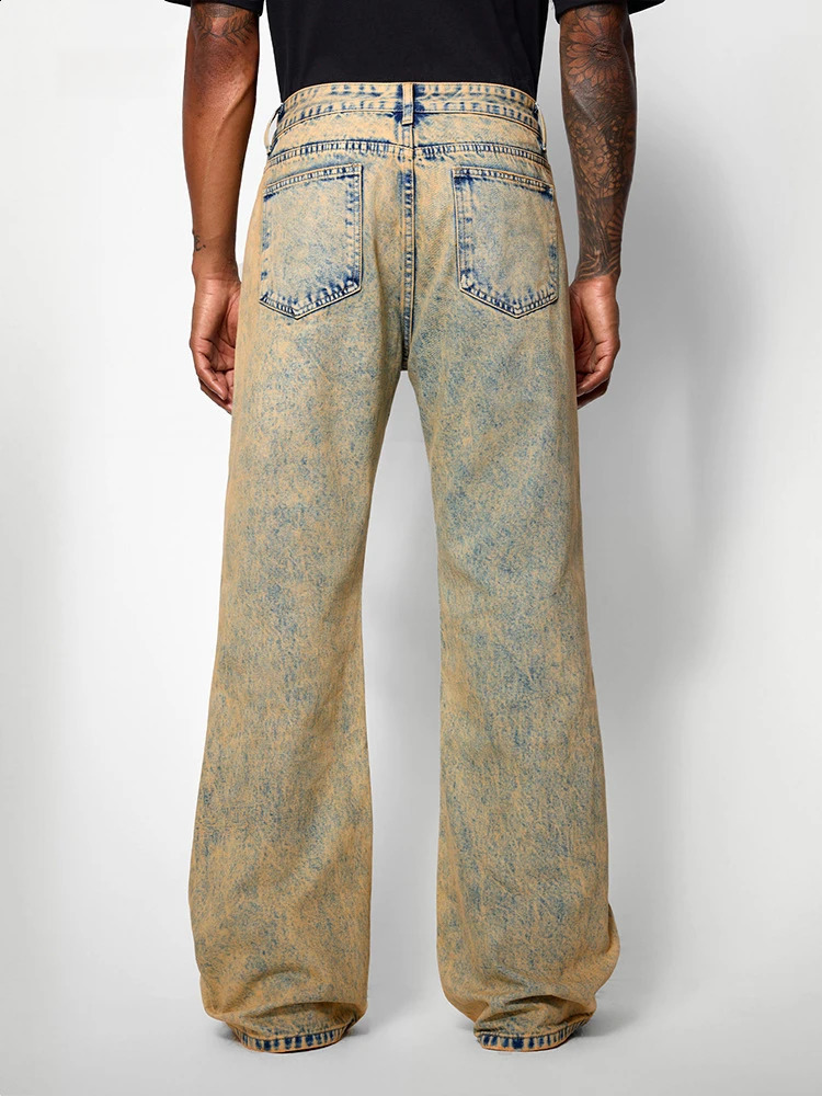 Mens jeans casual bag autumn and winter wide leg brown pants creating oldfashioned American street fashion closeup for men 250319