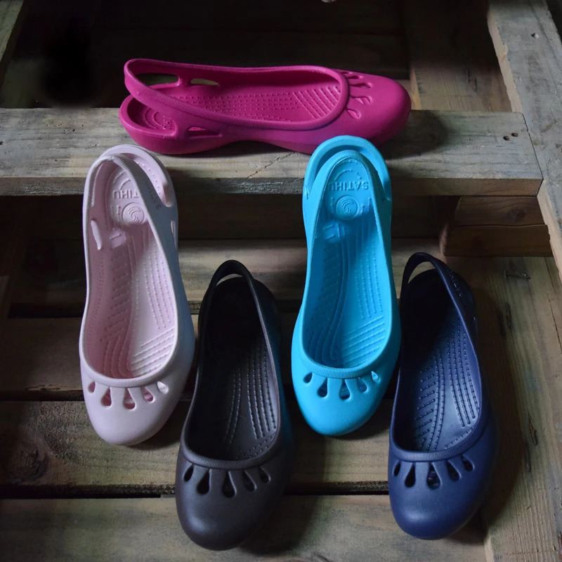 Self shipped Satihu Summer Lightweight Anti Slip Hole Shoes Clog For Womens Flat Bottom Sandals Nurse Outdoor Beach Jelly 250317