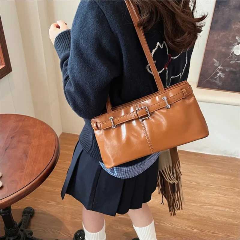 Belt design PU leather shoe bag Korean Fi luxury underwear bag 2025 new winter high-quality trend handbag Y250318