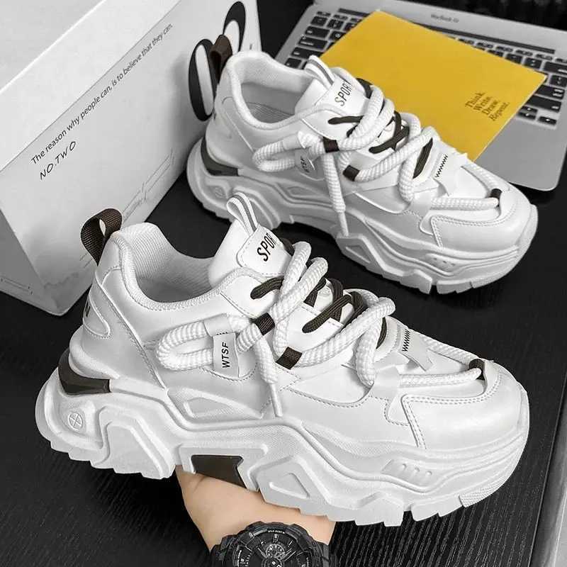 Trend Mens Sports Shoes Platform Vulcanized Korean Casual Shoes Mens Street Style Short and Fat Social White Shoes Mens Punk Z250319
