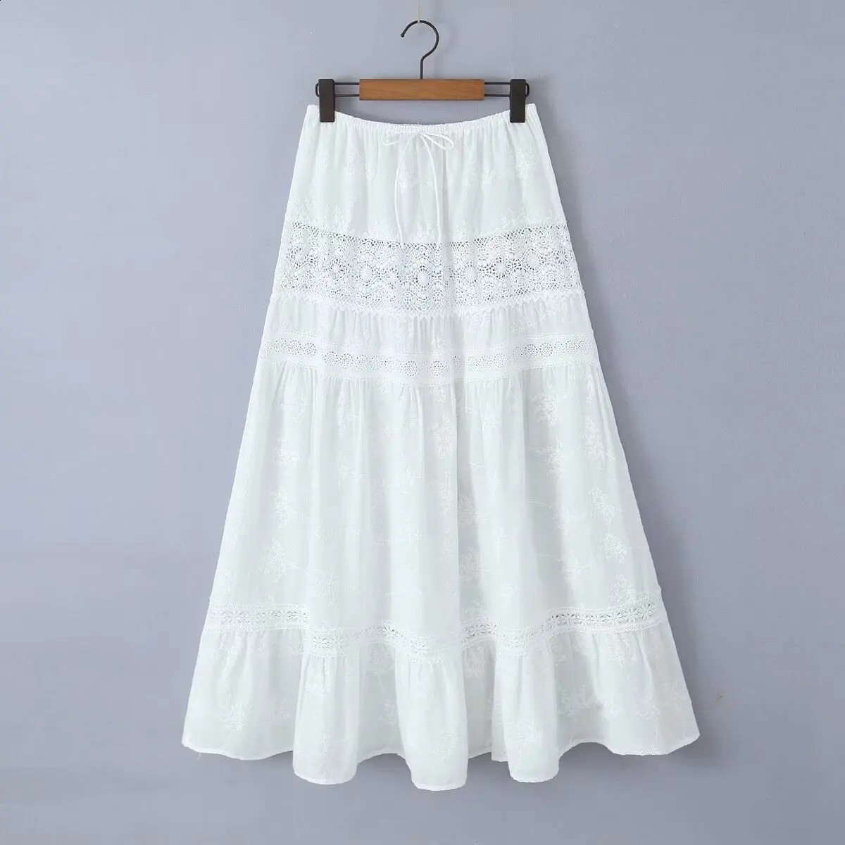 Boho Inspired Sexy Elegant Women Lace Embroidery White Long Skirt Vintage Elastic Waist A-line Summer Holiday maxi Skirts 250318