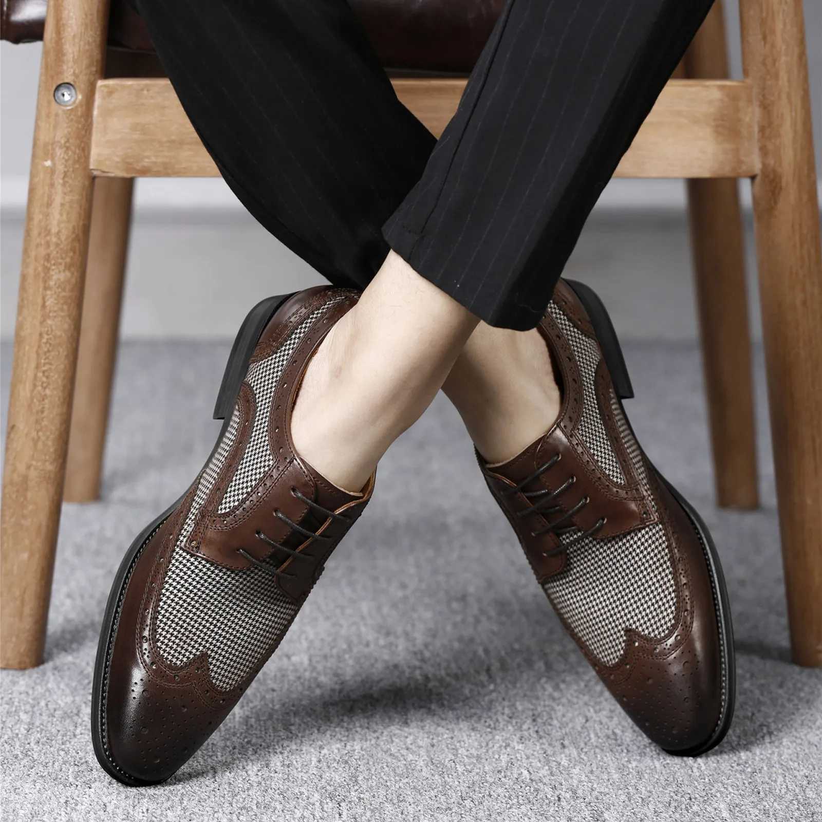 Mens casual shoes large British style leather shoes colorful lace mens unique design leather shoesXJ250319