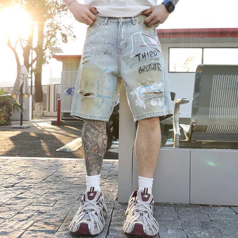 3505 Summer US High end Trend Graffiti Printed Hole Loose Full Match Jeans Shorts Mens Pants W250319