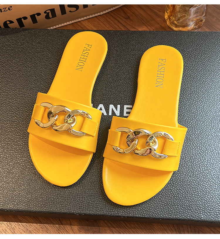 2025 New Fashion Buckle Large Size Flat Non-slip Open Toe Slipper Slides Pvc Metal Chain Women Sandals