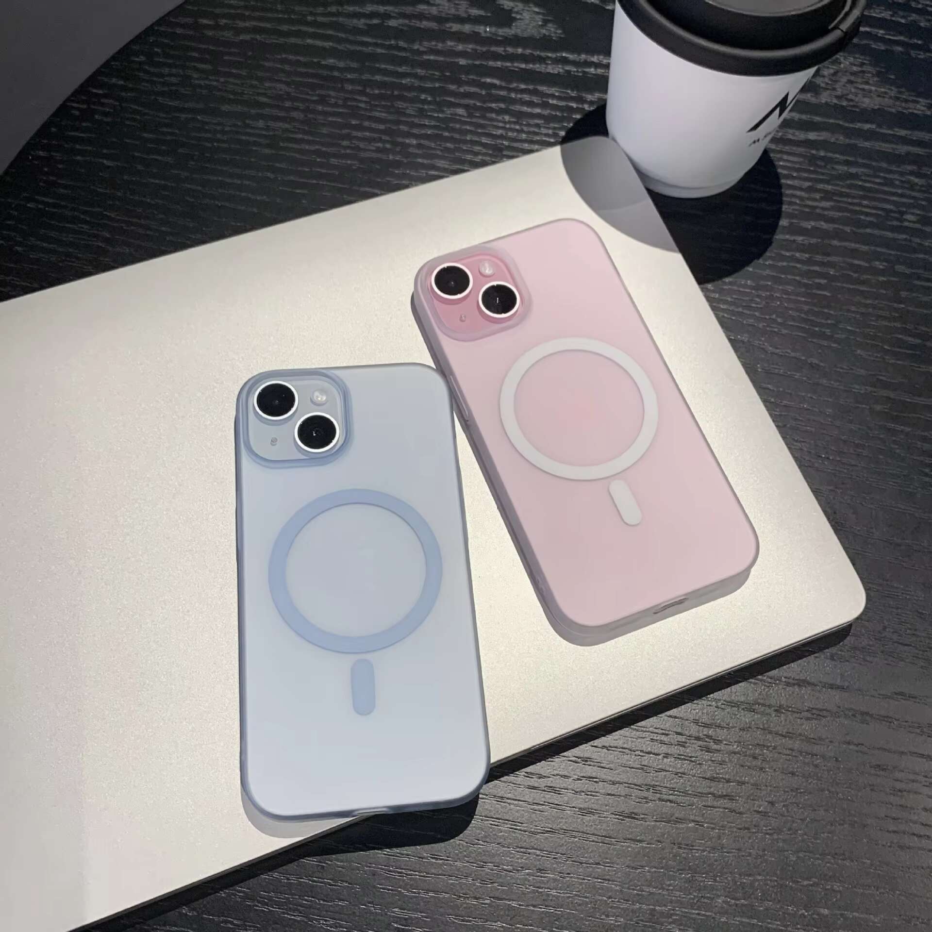Skin Feeg Transparent Matte Magnetic Wireless Charge Phone Case for iPhone 15 14 13 12 Pro Max Shockproof Hard PC Clear Cover