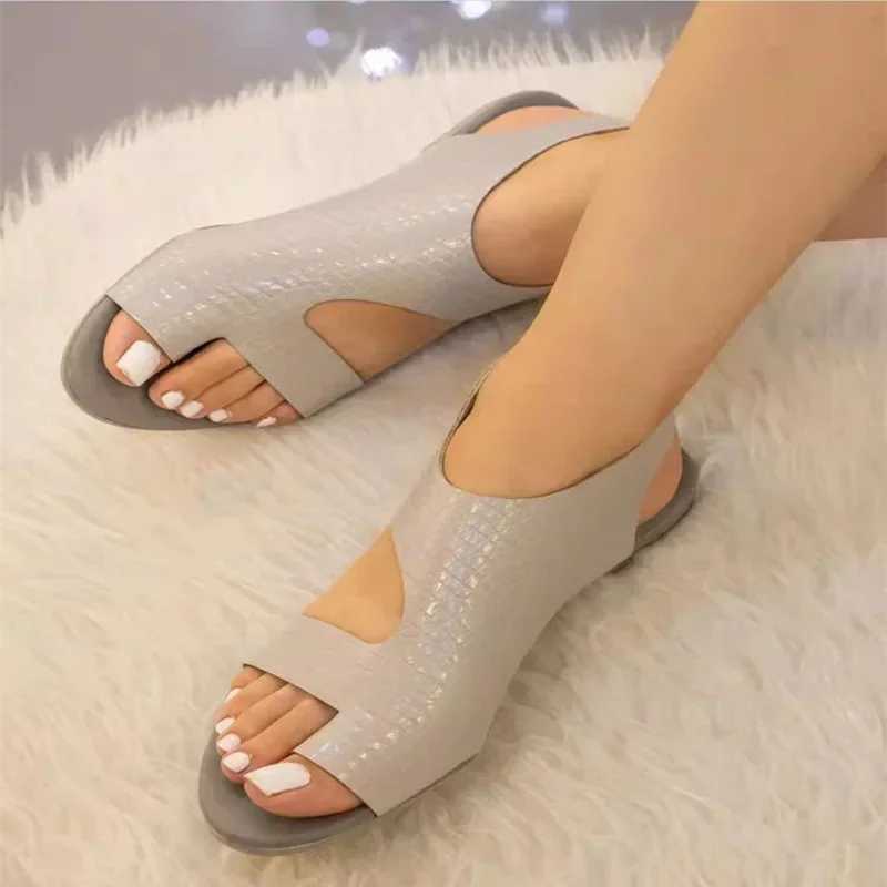 New Arrival Womens Sandals Summer New Roman Sexy Open Shoes Womens Fashion Leather Outdoor Beach Sandals Plus Size 43 T250318