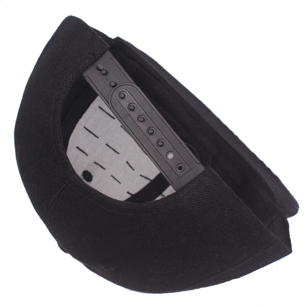 Men and Womens Rivet Flat Hat Punk Rock Hip Hop Stud Baseball Caps Male Female Youth Teenagers Boys Girls 250318
