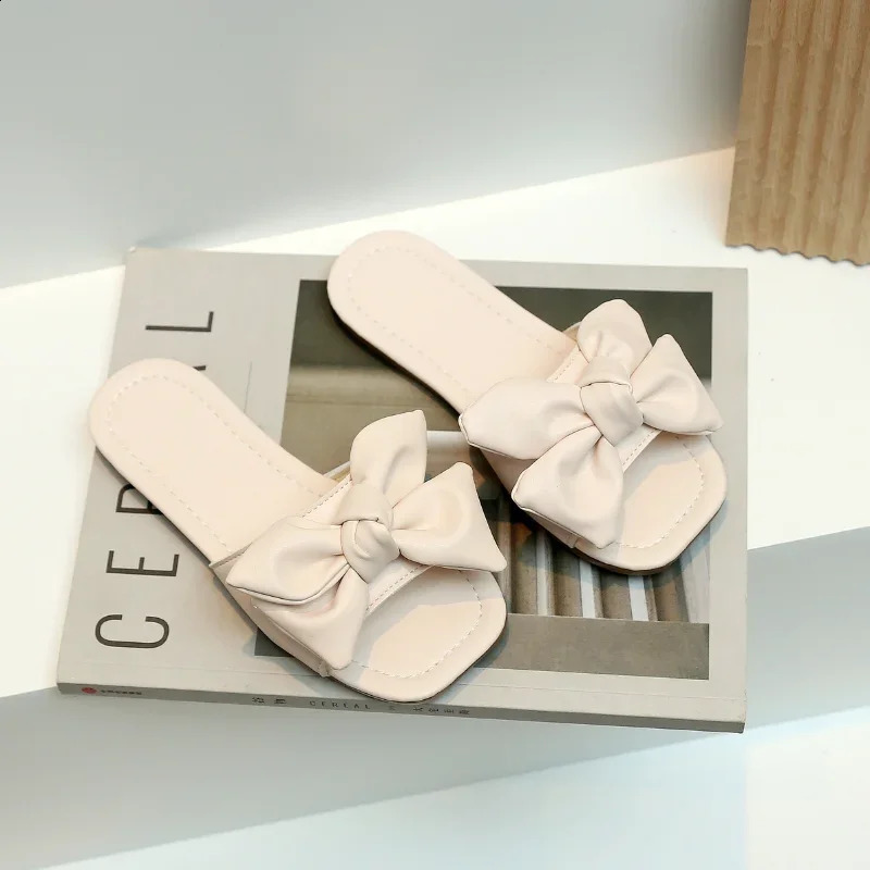 Summer Girls Slippers Bow Knot Beach White Beige Comfortable Childrens Slide Fashion Leisure Holiday Childrens Sandals 250318