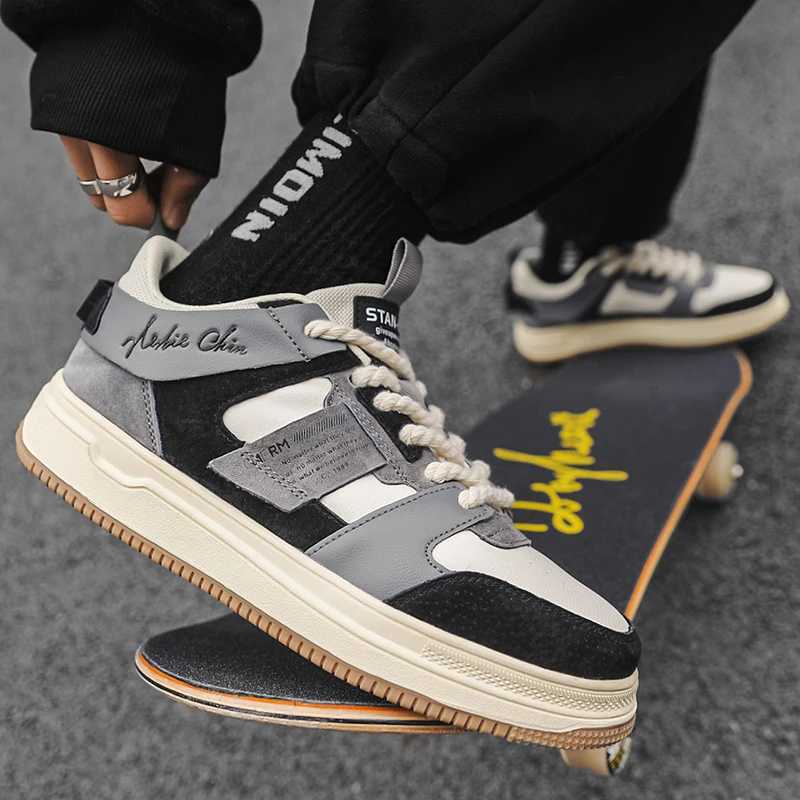 2025 Summer Autumn Trend Skate Shoes Sneakers Men Designer Shoes Skateboard Low-cut Flat Stars Shoes Man Sneakers Y250318
