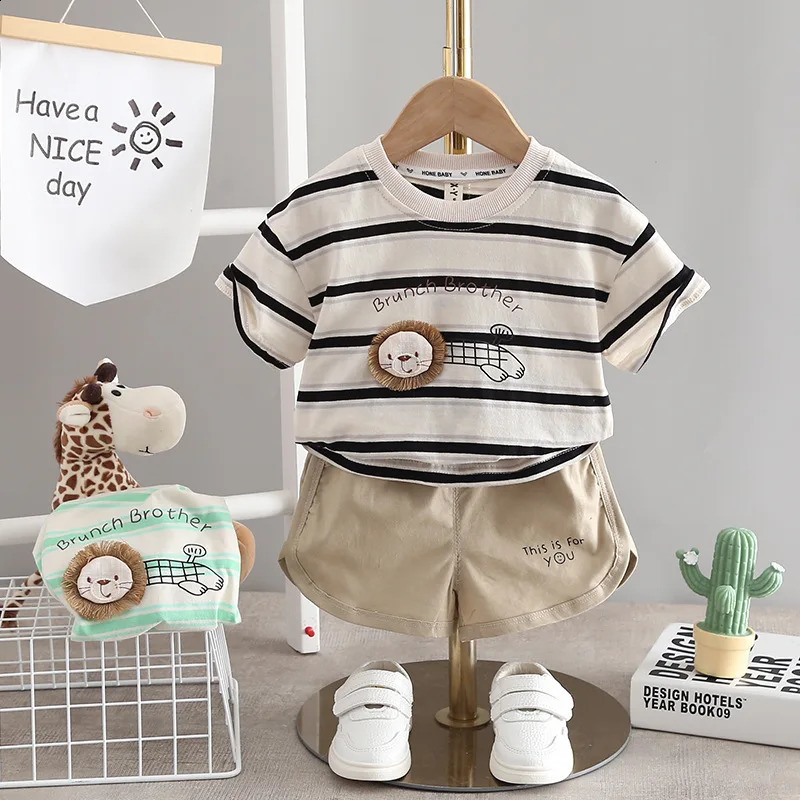 Boys Striped Casual Outfit Round Neck T-shirt Shorts Kids Summer Clothes Sets 250319