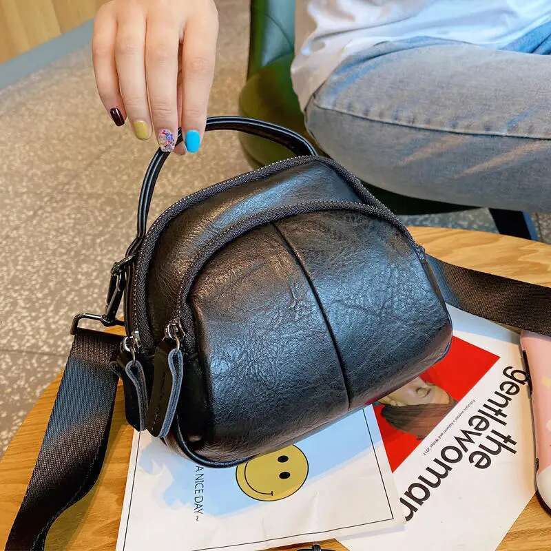 Women Handbag Small Trend Designer Wide Straps Female Shoulder Messenger Bag PU Leather Ladies Shell Totes Black