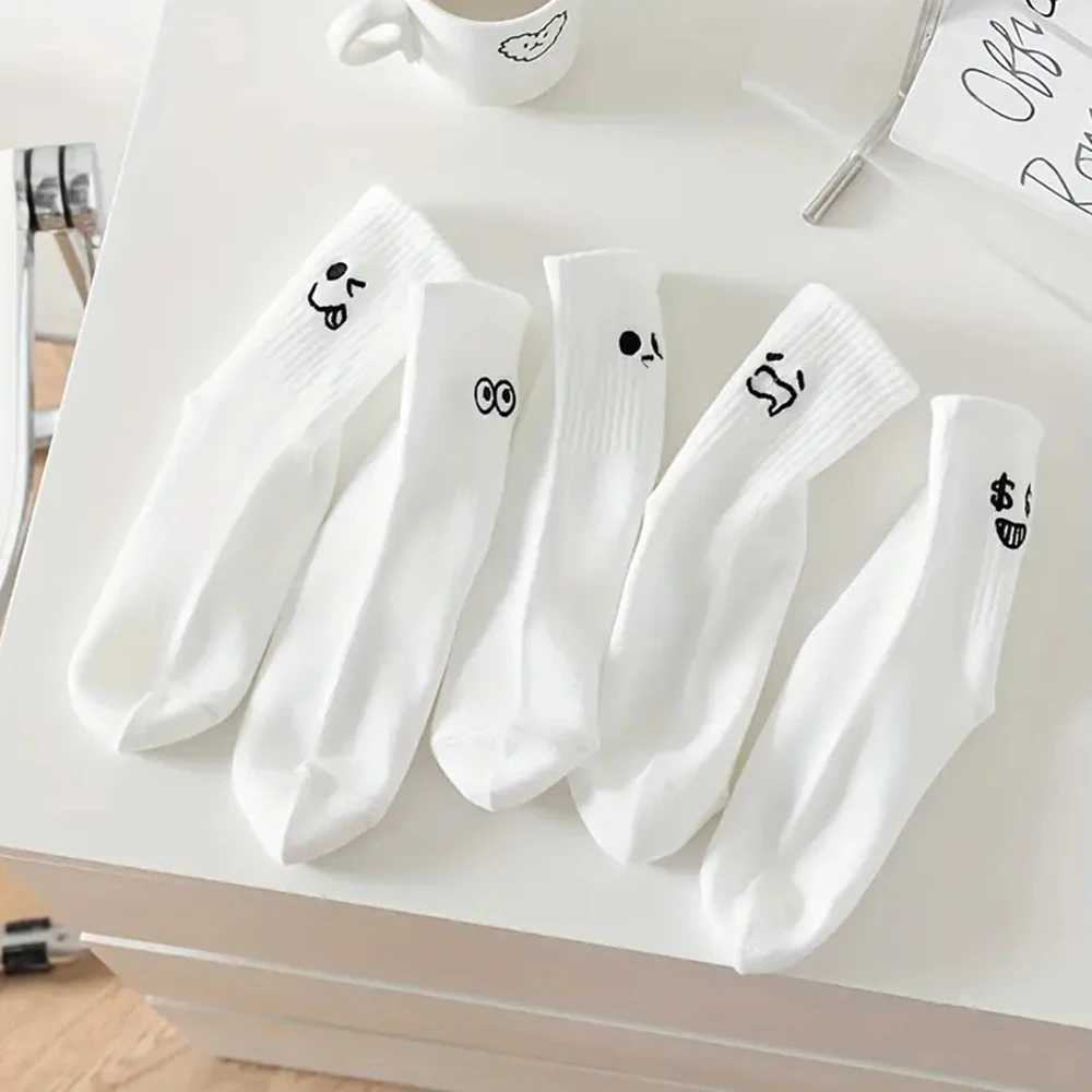5/10 pairs of womens white cartoon socks fashion version expresses socks with simple design soft breathable comfortable and casual socks X250319