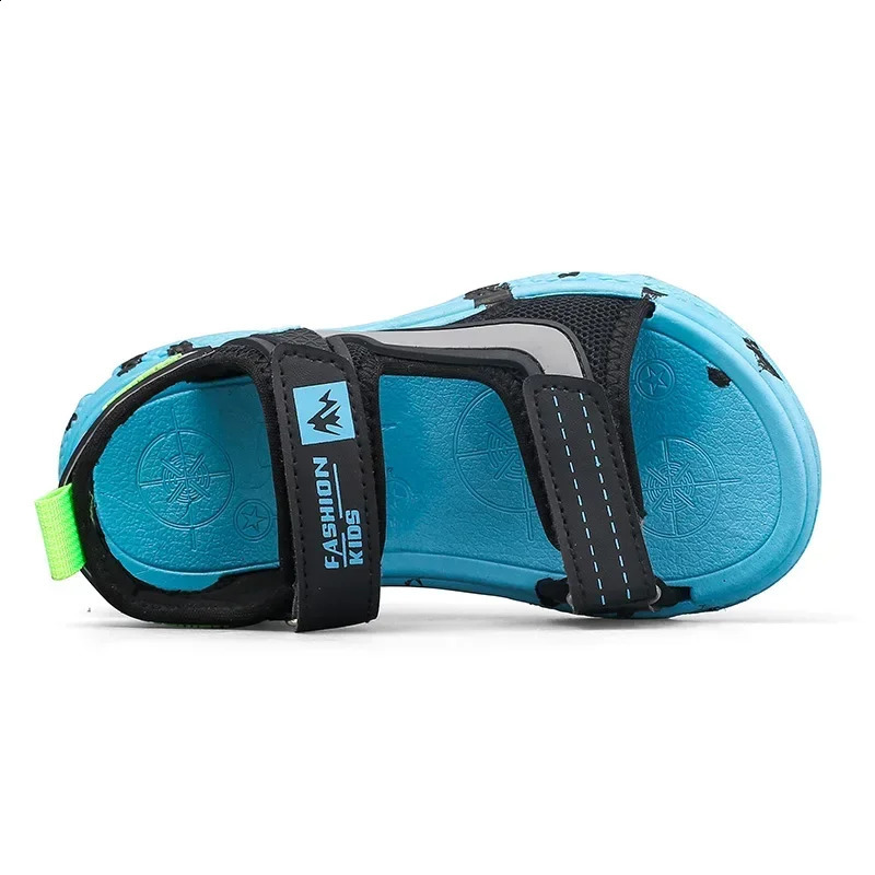 2024 Leisure Beach Water Childrens Shoes Summer Sandals Fashion Boys Soft Bottom Lightweight and Comfortable Sports 250312