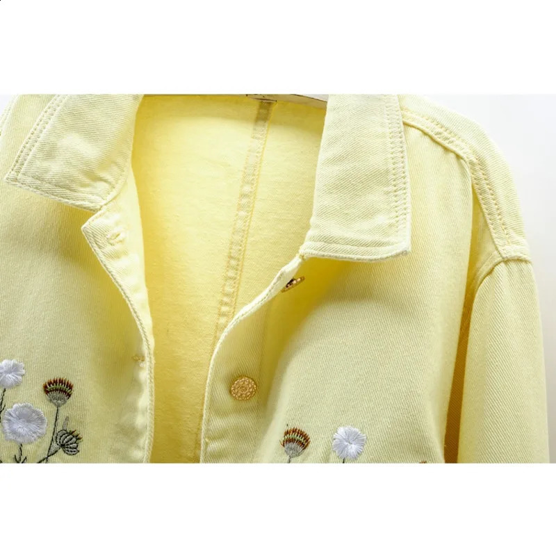 Fashion floral embroidery crop denim jacket womens lapel long sleeved single chest denim jacket retro streetwear womens jacket 250317