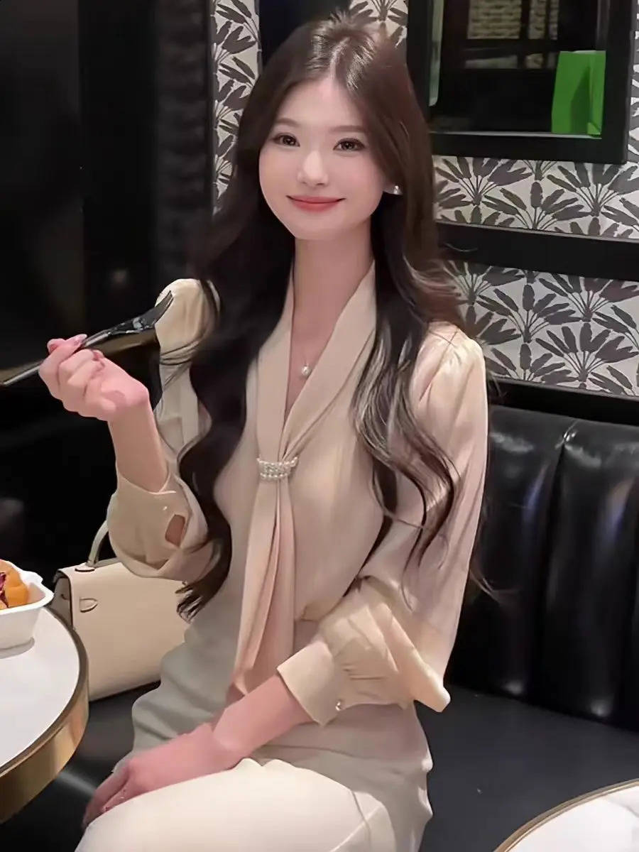 2025 Fashion Satin Shirt Womens Top Office Long Sleeve Elegant with Vneck Loose Clothing 250319