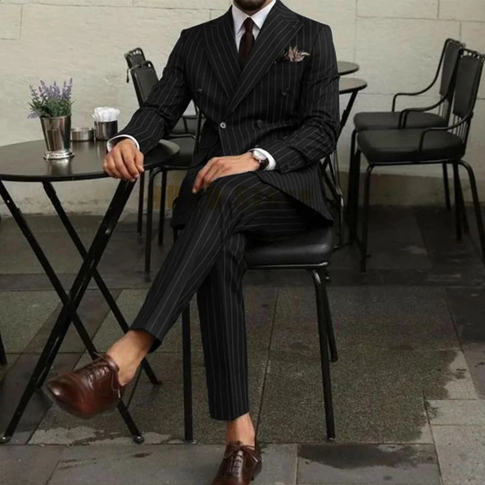 Men Suits Mens Two Piece Suit Double Breasted Man Fashionable and Slimfitting n Groom Wedding Dress Casual Striped Fabric 250311
