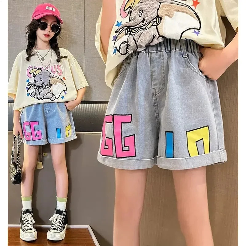 A Thin Style of All Western Girls Childrens Pants Girls Denim Shorts Summer Casual Loose Summer Wear 250319
