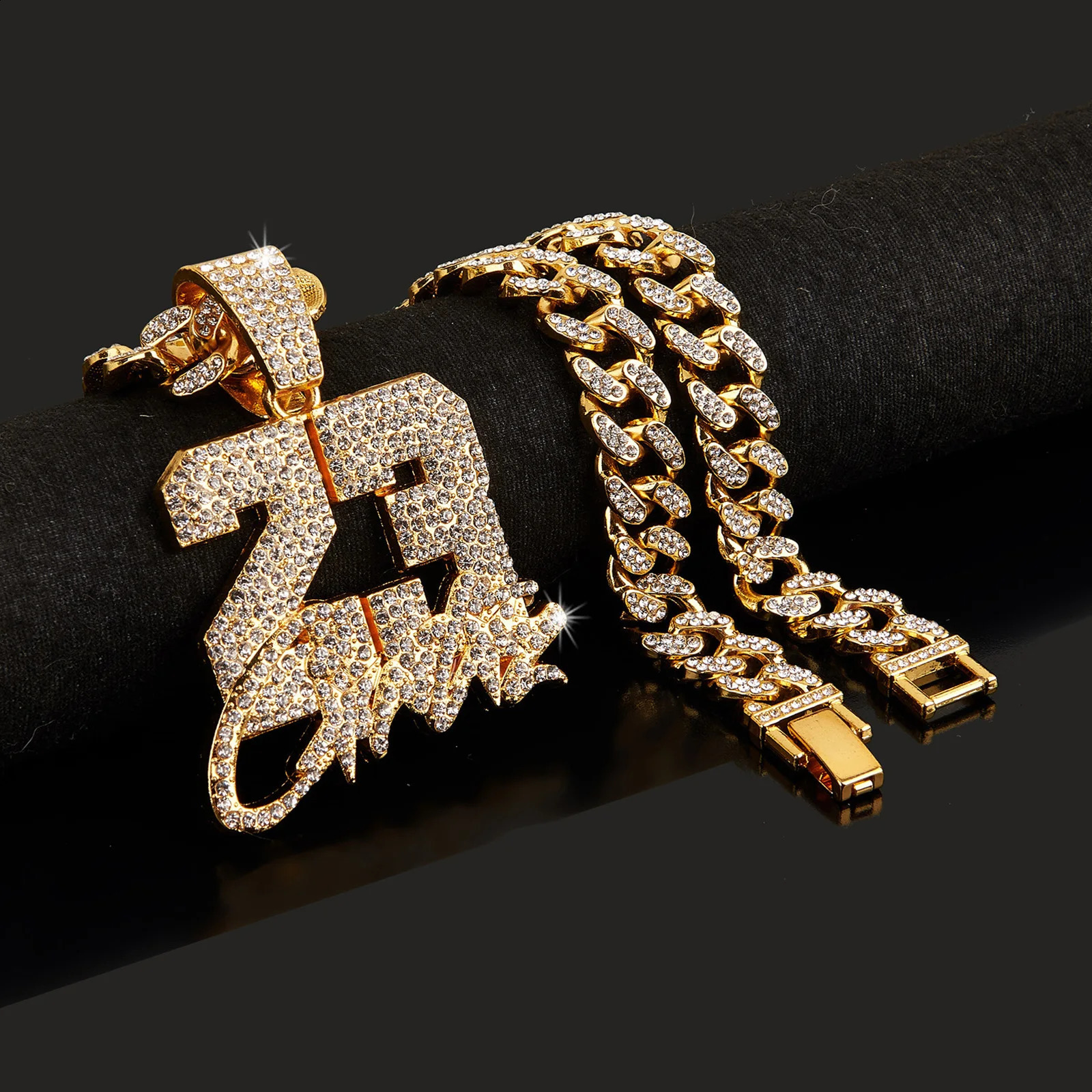 Mens Hip-Hop 23 Number Pendant Necklace with 20-Inch Cuban Chain - Stylishly Funky 250313