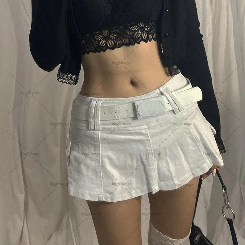 Gothic Punk Sexy Low Waist Leather Jean Skirt Women Harajuku Y2K Streetwear Belt Skirt Vintage Retro Fashion Denim Mini Skirt 250318