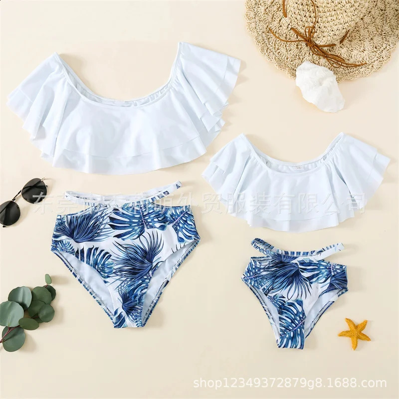 Family Matching Sets Mother Daughter Split Swimsuit Father Son Swimwear Boy Beach Trunks Girl Bikini Summer Beachwear 250319