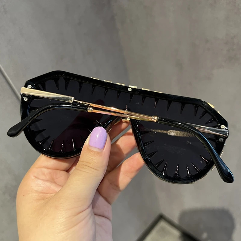 Sunglasses Women er Punk Rhinestones Sun Glasses Men Hip Hop Shades Eyewear De Sol 250318
