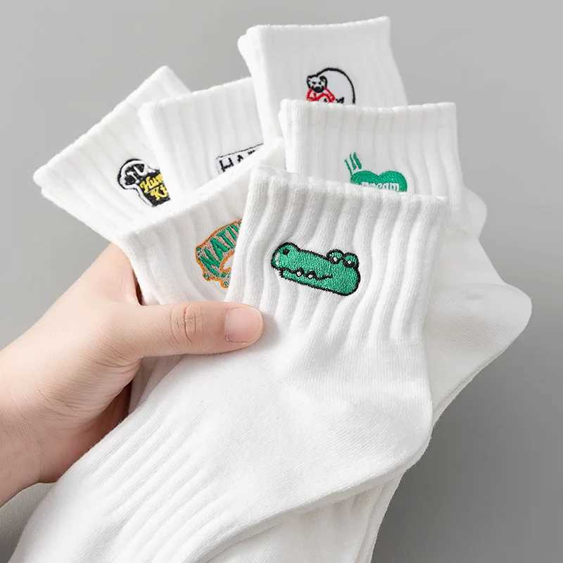 Socks 3 pairs womens embroidered ankle socks cartoon cotton sports socks mens fashion Japanese style X250319