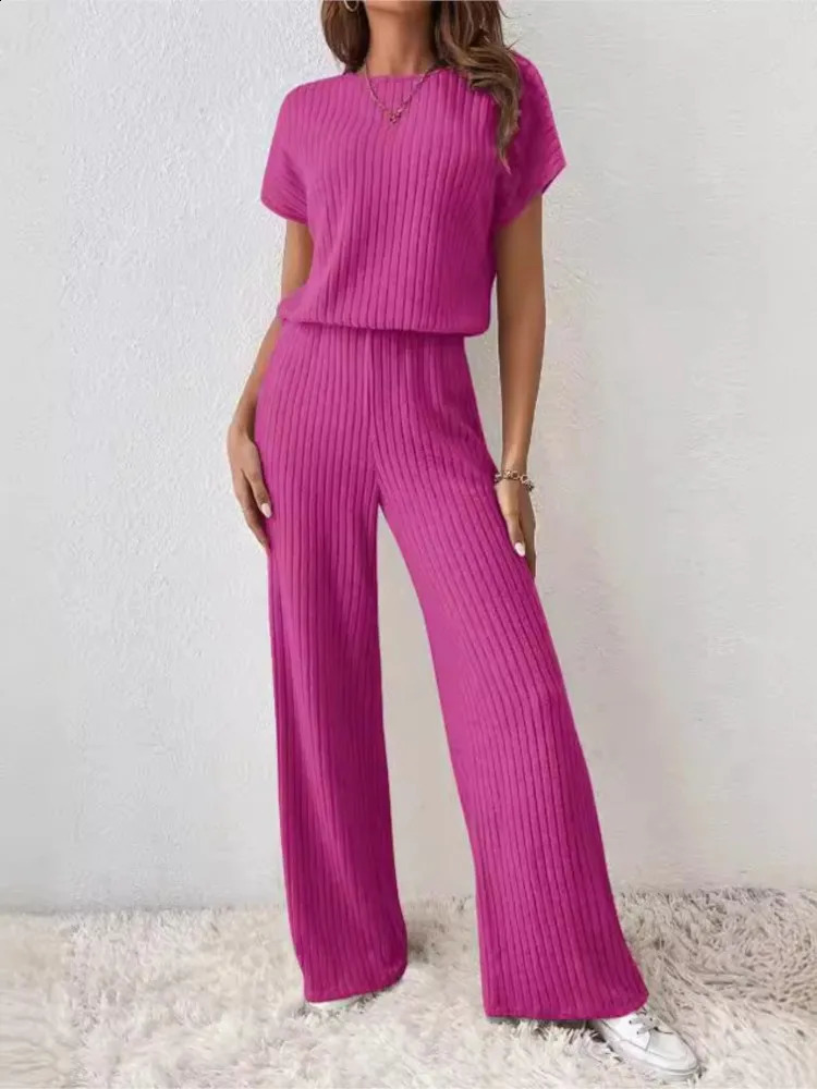 Women Spring Autumn Collection Solid Color Fine Pit Strip Fashion Shoulder Short Sleeve Knitted Set Top Pants Two Piece Set 250319