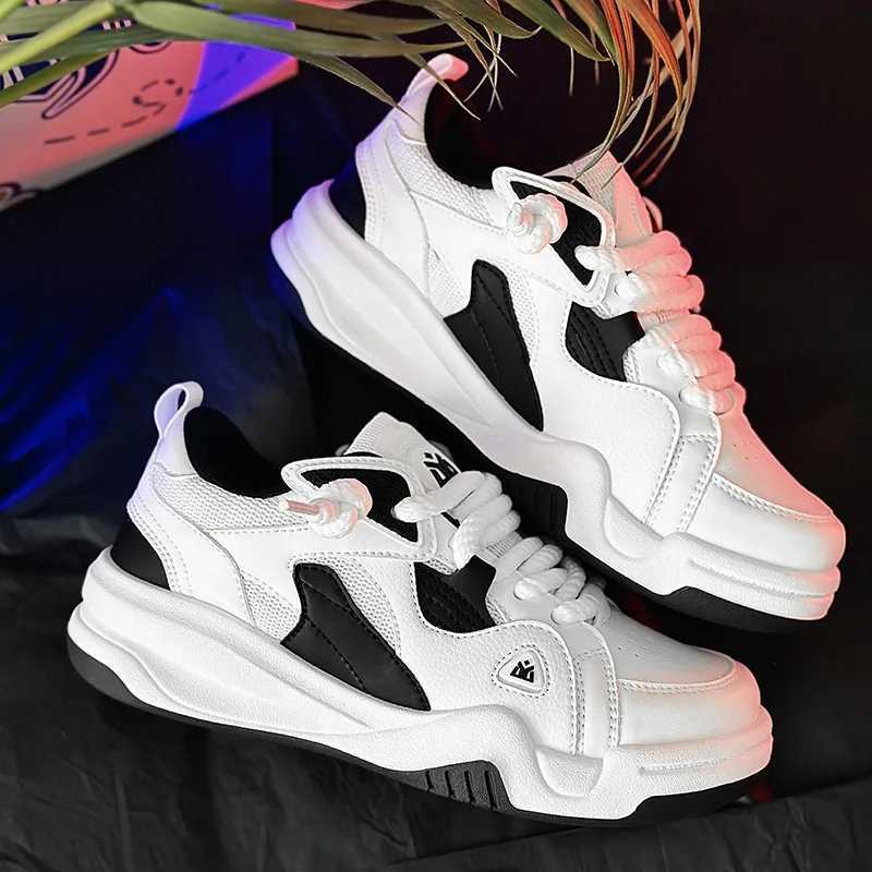 mens sports shoes high-quality and thick available for sale in height adding leisure board shoes for youth and student running shoes Z250319