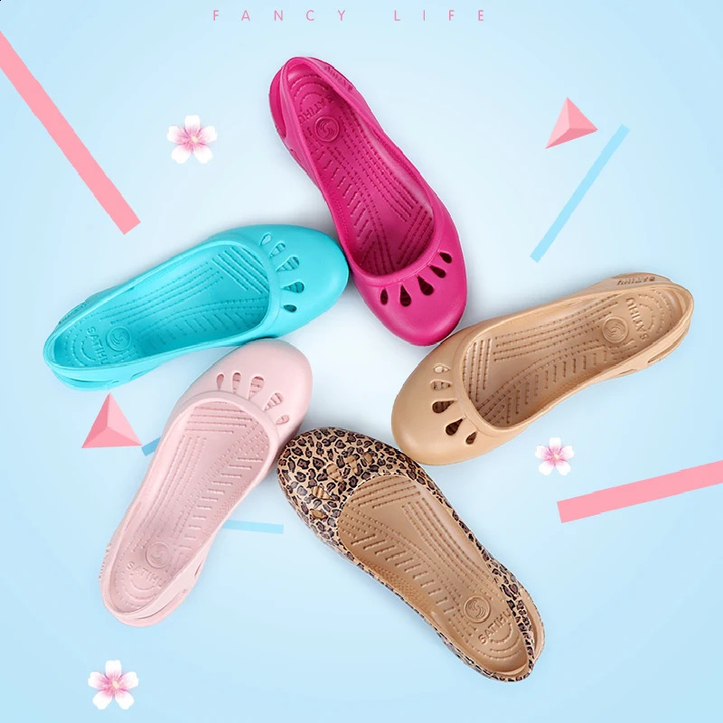 Self shipped Satihu Summer Lightweight Anti Slip Hole Shoes Clog For Womens Flat Bottom Sandals Nurse Outdoor Beach Jelly 250317