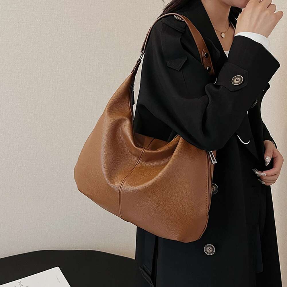 Women PU Fashion Underarm Solid Color Stylish Single Shoulder Zip Closure Chic Hobo Daily Commuting Bag