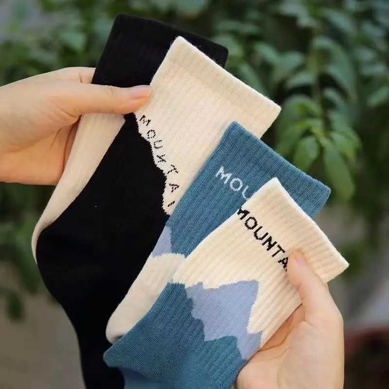 Japanese Asymmetric Socks Womens Spring and Autumn Personalized Creative Medium Tube Socks Cartoon Sports Socks AB Socks X250319