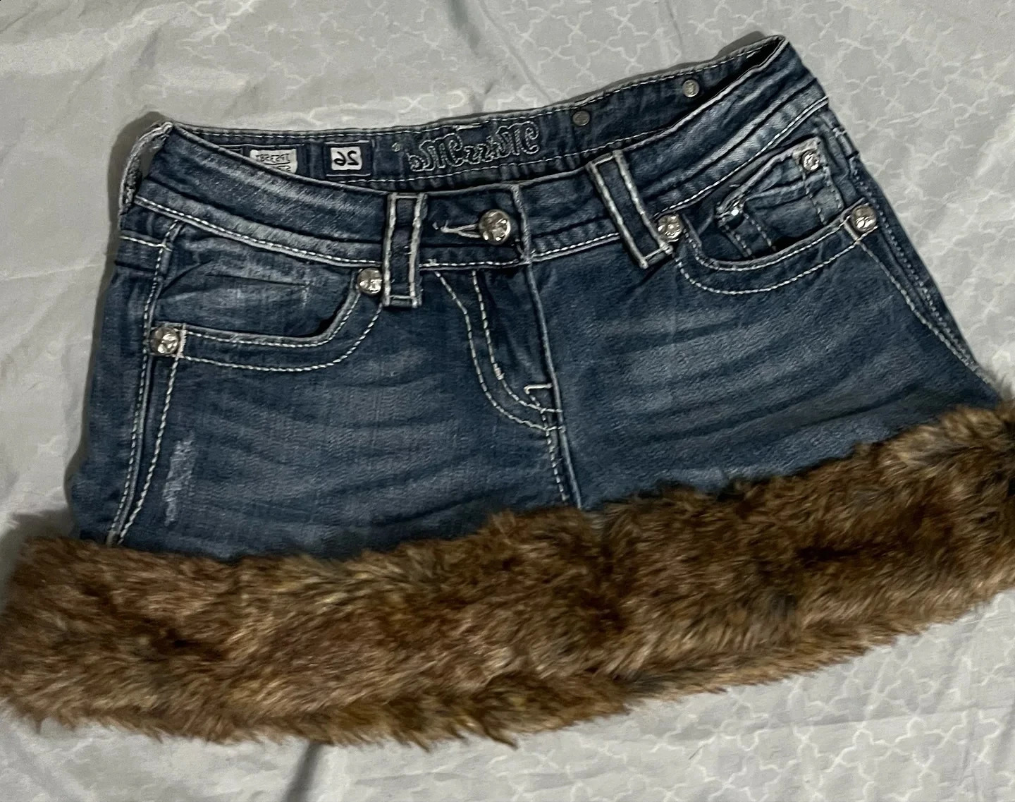 Retro Raw Edge Denim Skirt Y2K Shorts Fashion Casual Retro Embroidered Gothic Skirt Light Blue High Waist Sexy Slim Mini Skirt 250319