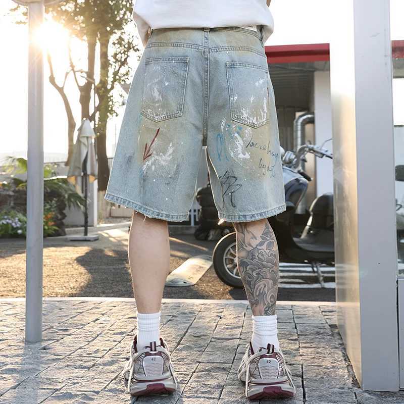 3505 Summer US High end Trend Graffiti Printed Hole Loose Full Match Jeans Shorts Mens Pants W250319