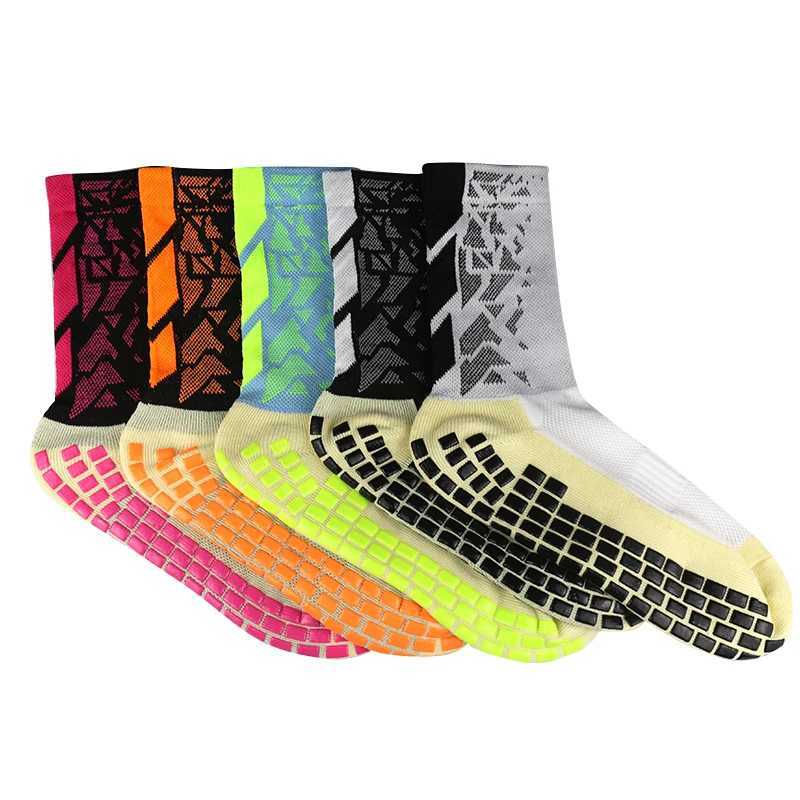 3 pairs of new 2024 mens camouflage arrow socks breathable sports silicone anti slip grip socks X250319