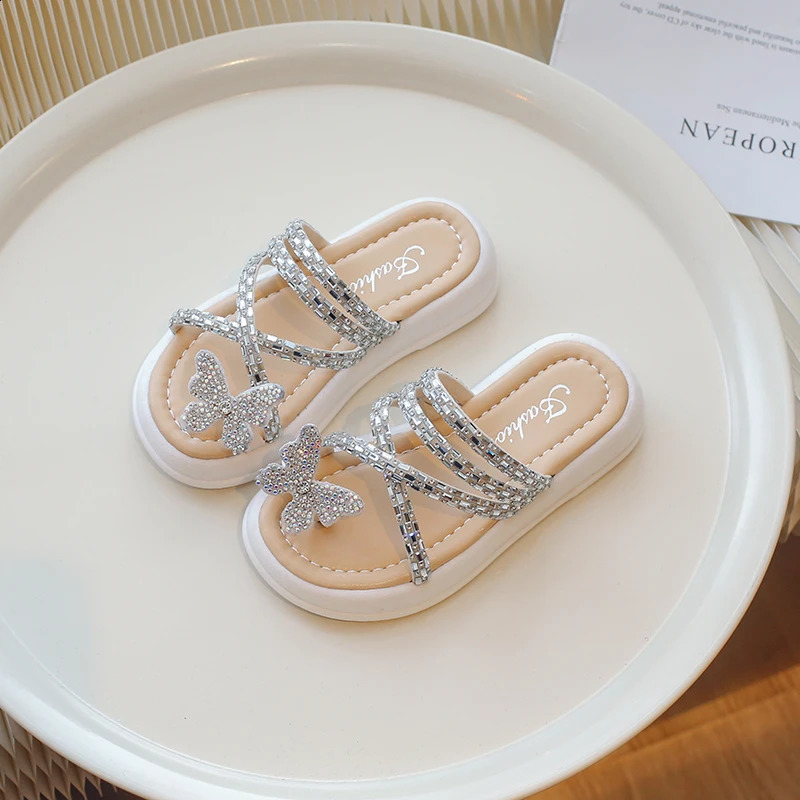 Girls elegant beach flat shoes childrens summer fashion sandals students outdoor butterfly slippers flip cover 250318