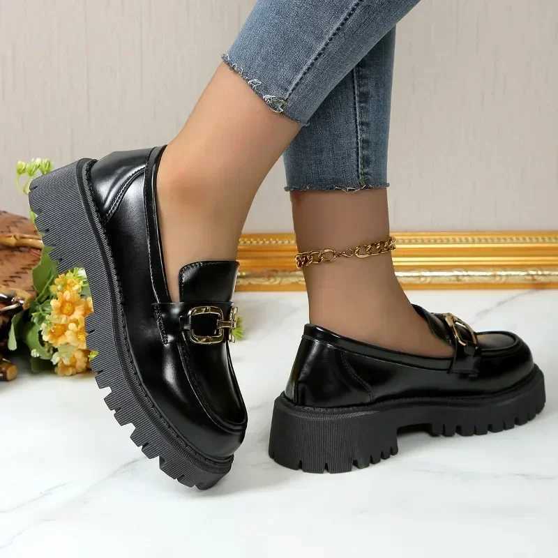 2024 Womens Shoes Womens Fi Mary Janes Round Toes Flat Loafers Oxford Platform Casual Metal Chain Buckle Womens High Heels BlackXJ250319