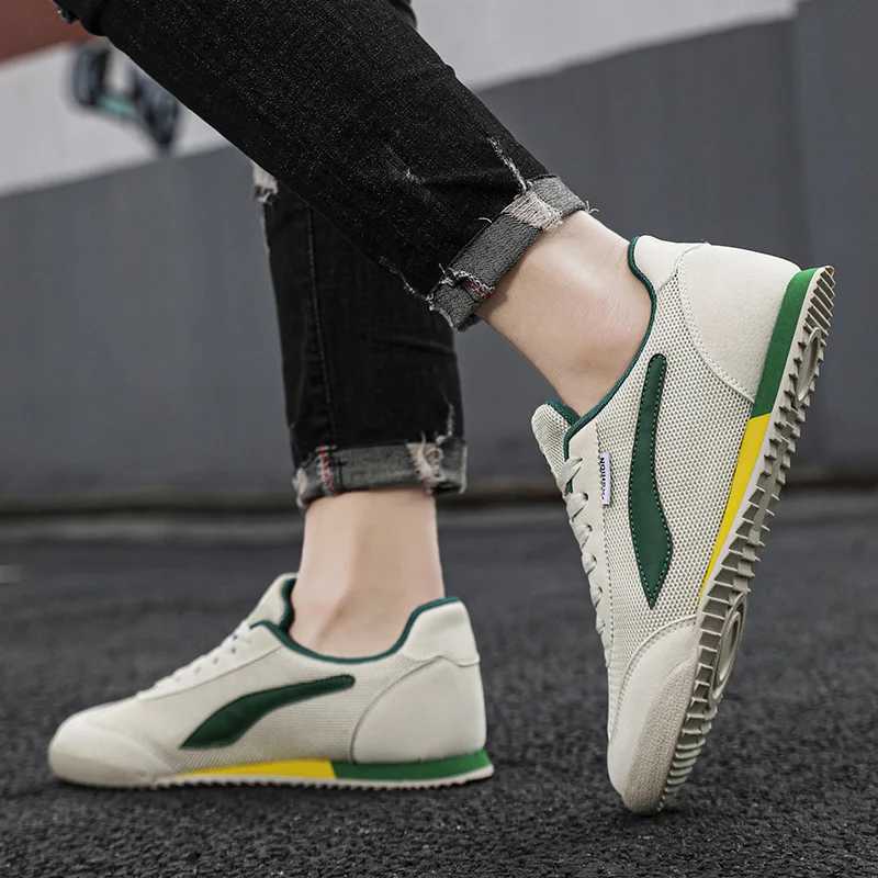 2024 Classic Running Shoes Men Summer Breathable Sneakers Men Lightweight Mesh Jogging Shoes Men Flat Casual Sports Shoes Z250319