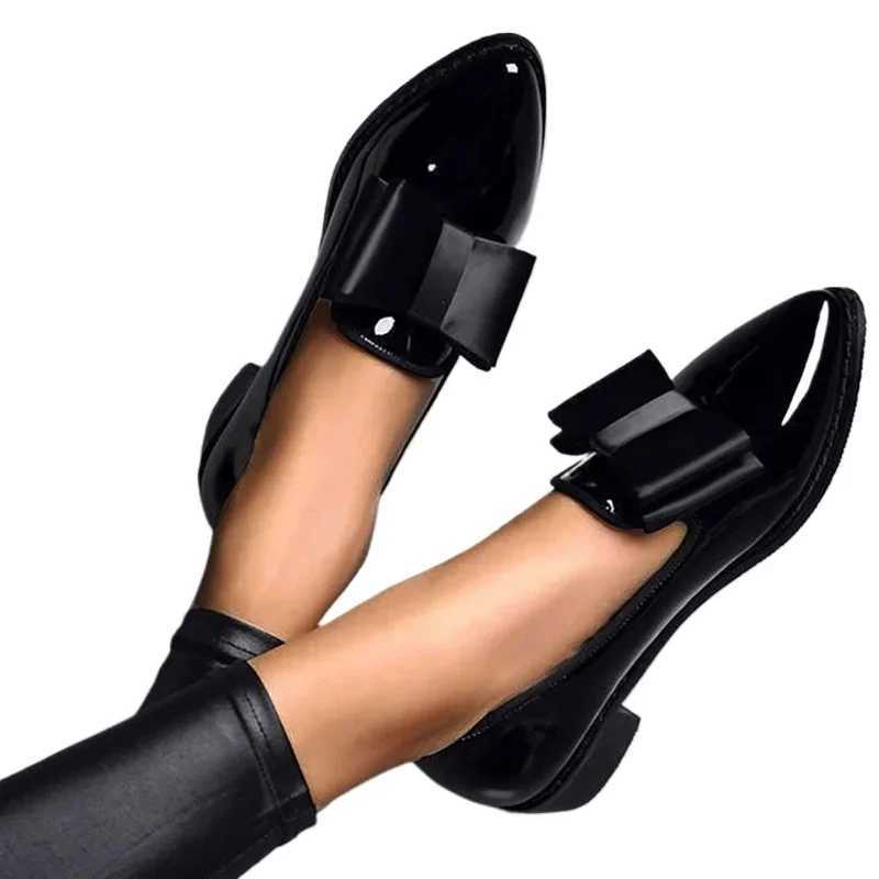 2024 New Womens Loafers Bow Decorative Toe Flat Shoes Womens Patent Leather Shallow Mouth Commuter Daily Casual ShoesXJ250319