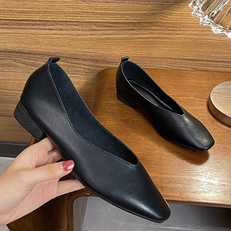 Womens elegant summer French square toe green Mary Jens cute casual flat shoes womens low heel soft soled flat shoesXJ250319