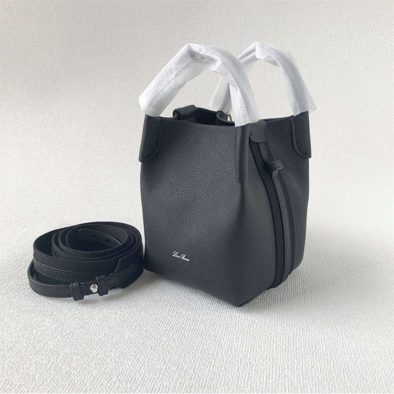 LP Nuoyoupianya's New Bale Small Water Bucket With Lychee Pattern Cowhide Minimalist Casual Versatile Vegetable Basket Handbag For Women