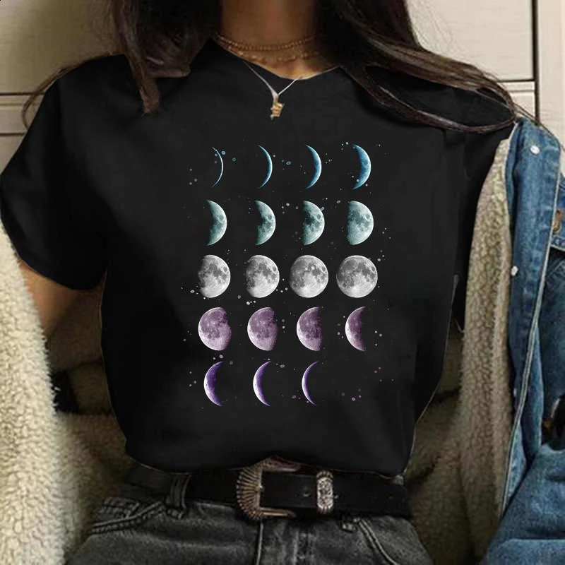 Moon Print T-shirts for Women Harajuku Summer T Shirt Fashion Black Tops Funny Female T-shirt Casual Tee Woman Clothes 250319