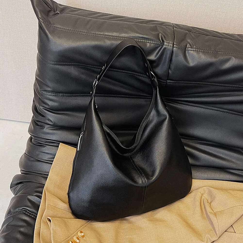 Women PU Fashion Underarm Solid Color Stylish Single Shoulder Zip Closure Chic Hobo Daily Commuting Bag