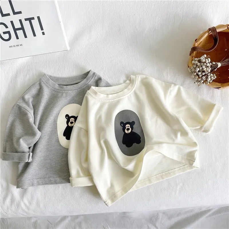 Childrens spring and summer cartoon crew collar long sleeved Tshirt casual loose top baby boy thin cotton bottom shirt 250319
