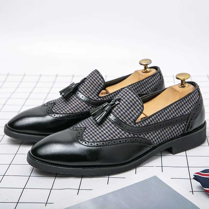 Trend Checkered Mens Brogue Shoes Original Tassels Formal Shoes Men Loafers Plus Size 48 Leather Man Evening Shoes LeatherXJ250319