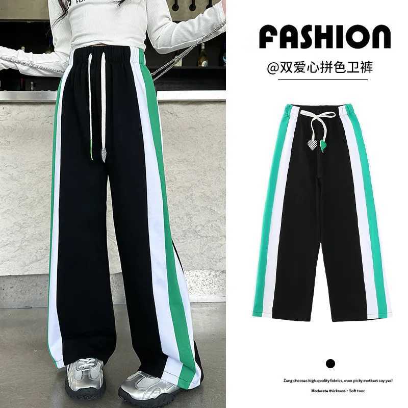 Girl paired with colorful sports pants new wide leg pants spicy girl straight leg sports pantsT250318