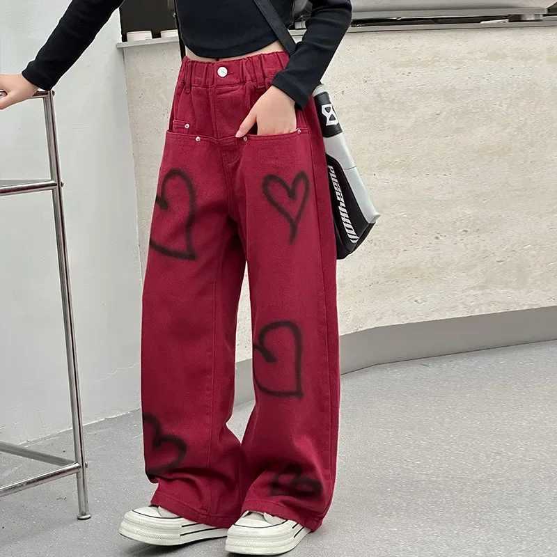 Teen Love Graffiti Girl Wide Leg Jeans Teen Children Street Dance Pants Casual Big Children Labor Male Servant Hip Hop Cargo Pants 4-14YT250318