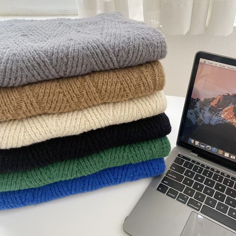 K175 2024 new Klein blue atmosphere scarf women autumn and winter shawl thickened Korean trend all-match neck scarf wholesale