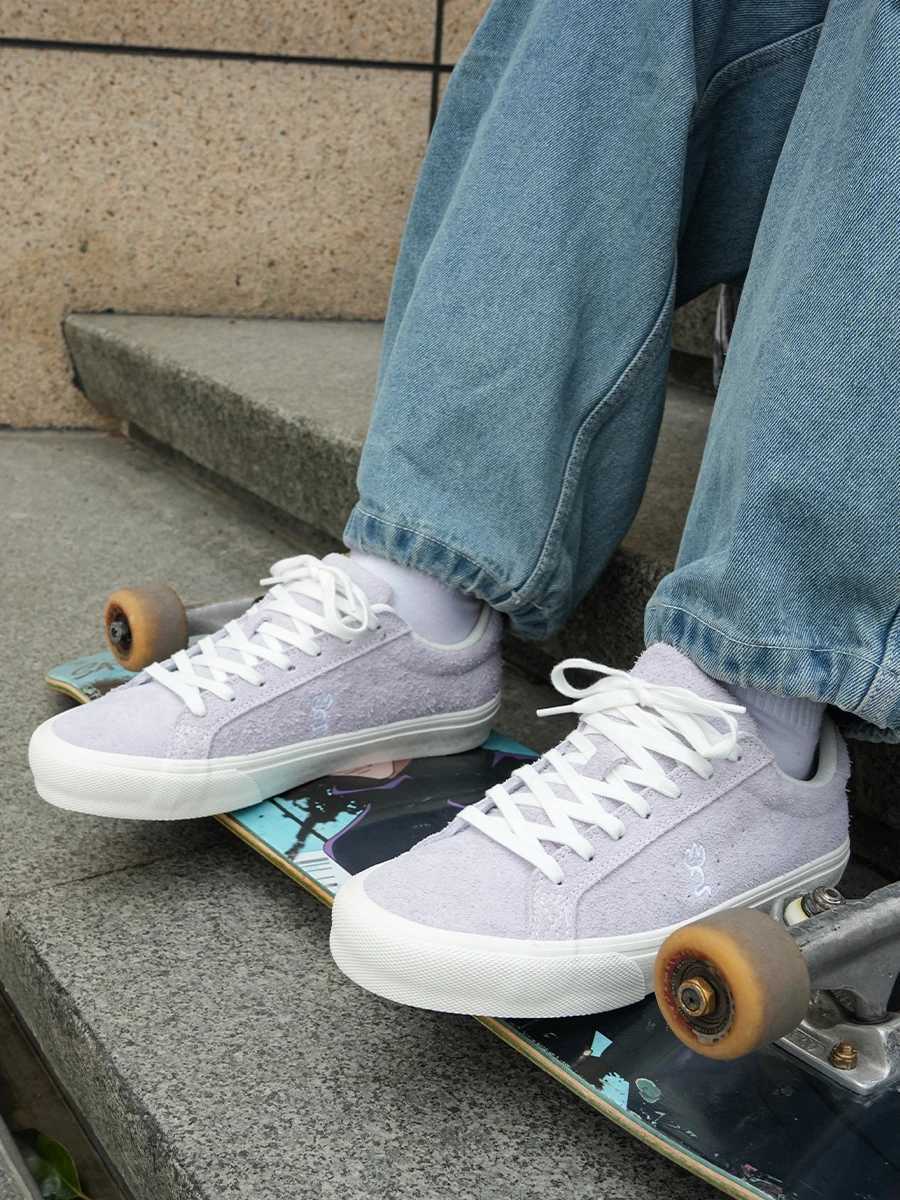 Mens hair suede casual sports shoes Joiints designer skateboarding shoes high-end cfortable sports walking shoes Y250318